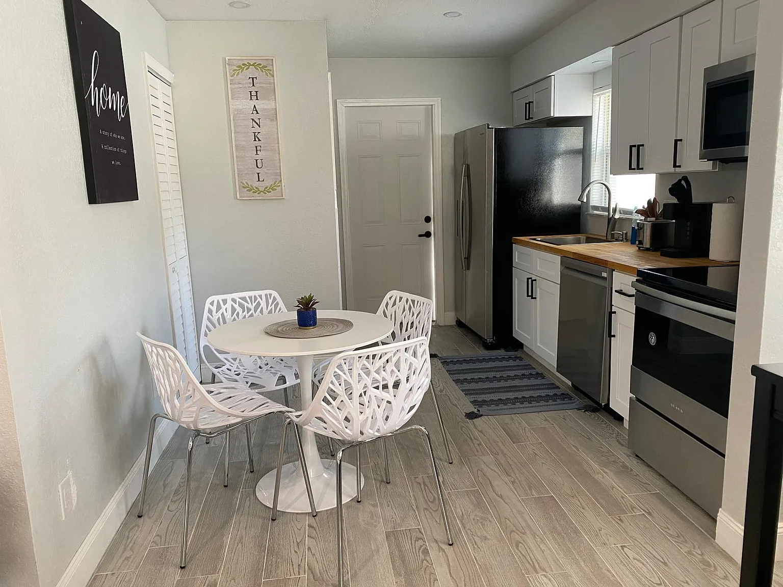 2 bed, 784 sqft, $1,845 — Photo 4