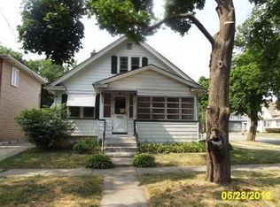 640 Lincoln Ave, Elgin, IL 60120