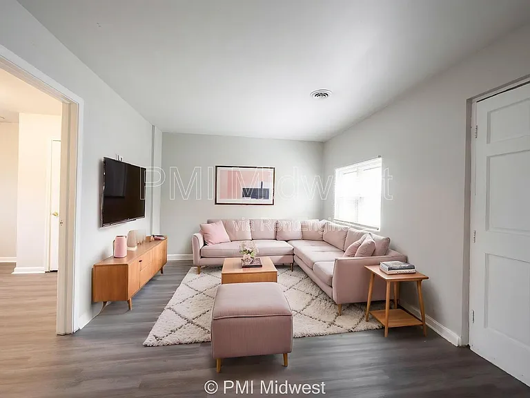 524 W 23rd St #2 — Photo 11