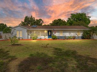 806 Mazurka Dr, Chuluota, FL 32766