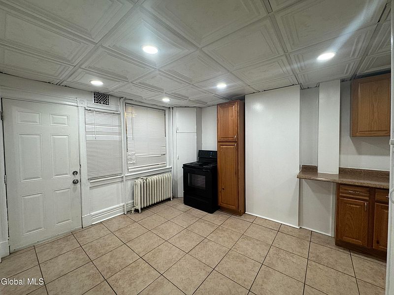 2nd image of 531 Hamilton Street