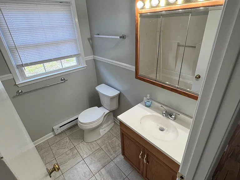 101 NW 20th St — Photo 10