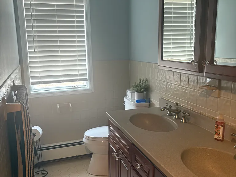 354 E Harriet Ave — Photo 9