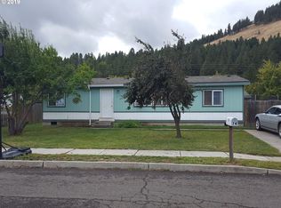 74 Rapid Run Loop, La Grande, OR 97850
