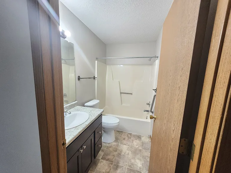 Chapelwood III Apartments — Photo 12