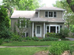 4505 Linscott Ave, Downers Grove, IL 60515