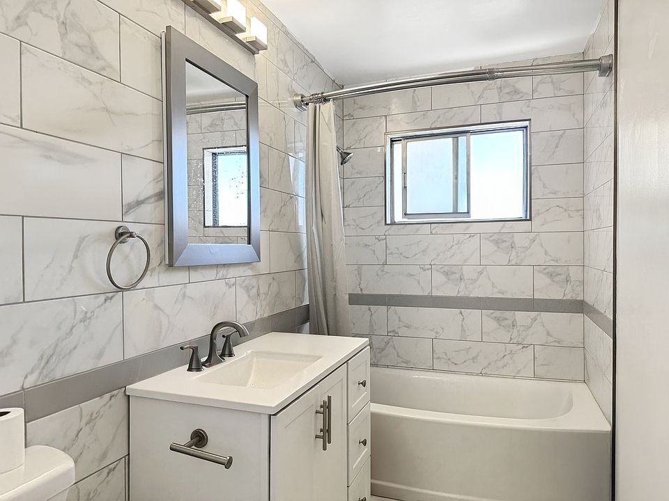 Fully remodeled bathroom