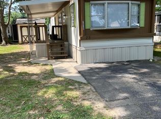 2820 Clark Run Rd, Louisville, KY 40216