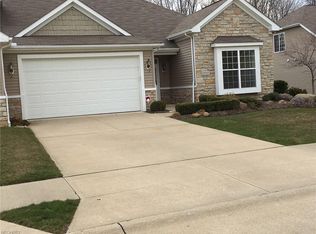 29317 Hummingbird Cir #7, Westlake, OH 44145