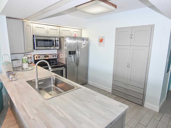4th image of 86 Driftwood Bay S Unit 163