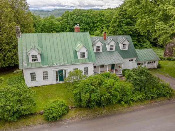 1051 Cross Road, Strafford, VT 05072