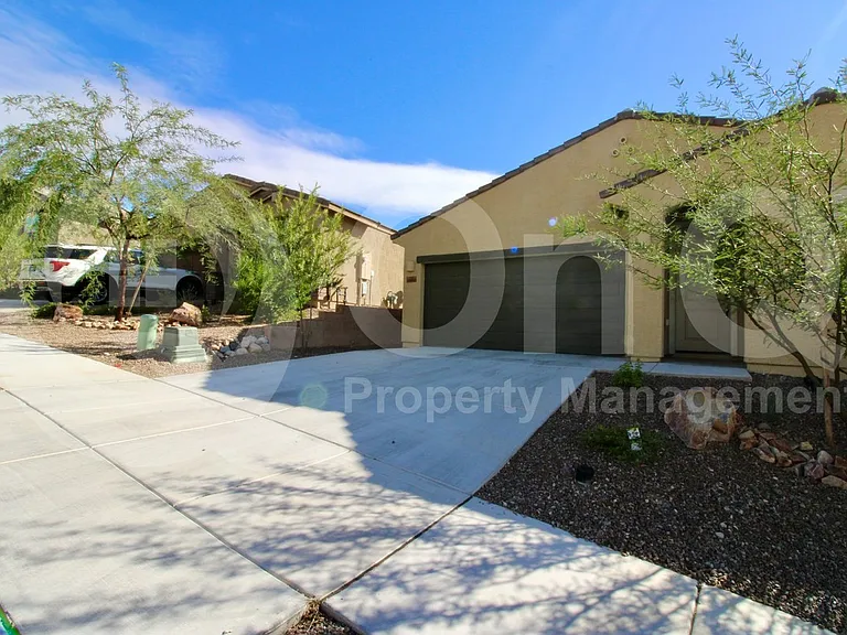 14040 E Red Pine Pl — Photo 2