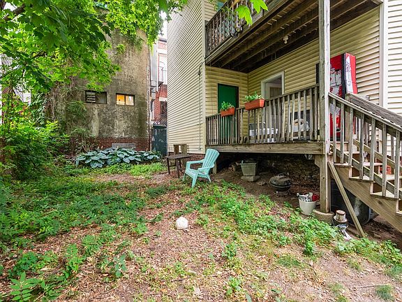 3rd image of 185-187 Lowell St