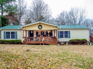 3941 Akin Ridge Rd, Williamsport, TN 38487