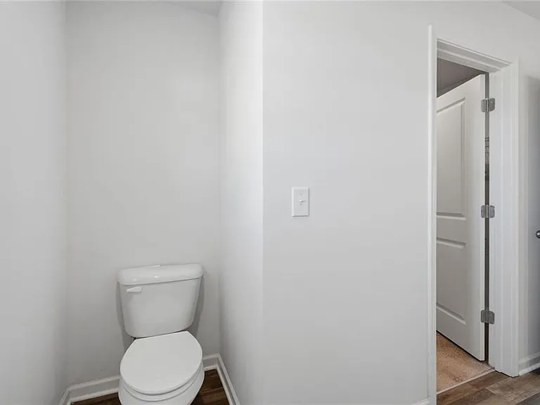 133 Oxford Ln — Photo 19