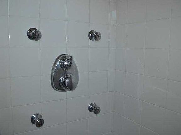 5th image of 402 Brandywine Dr #402