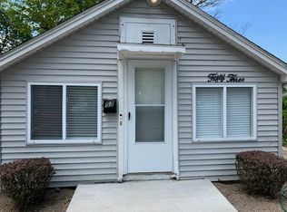 53 Madison Ter, Rochester, NY 14617