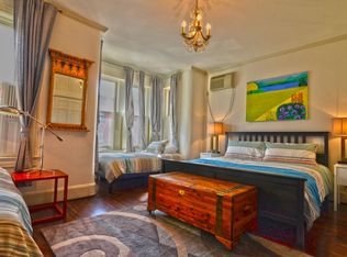 215 4th St SE, Washington, DC 20003