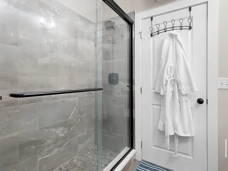 1027 Montague Pl #1027 — Photo 25