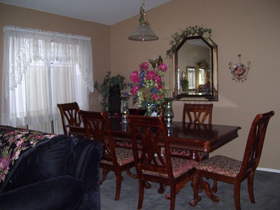 Dining area & living