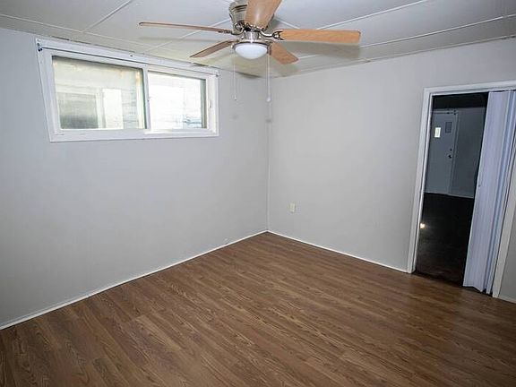 4th image of 3969-3971 E 64th St
