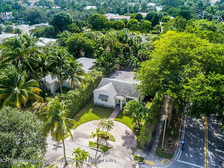240 Almeria Rd — Photo 26