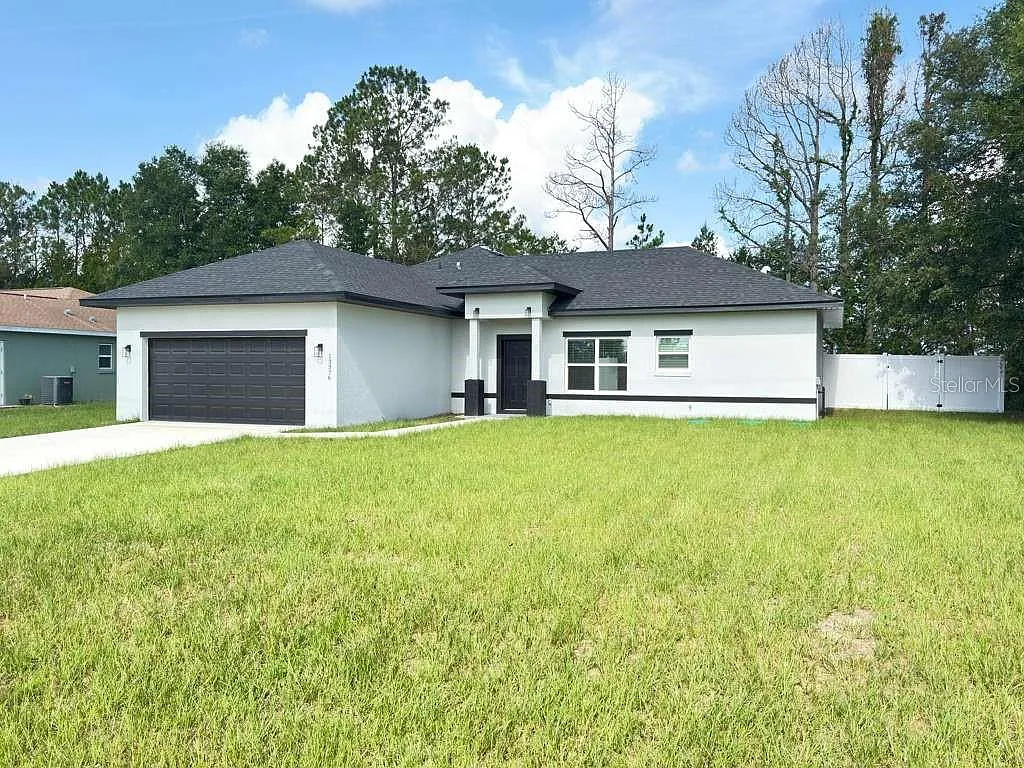 4 bed, 2.0 bath, 1660 sqft, $2,050 — Photo 3
