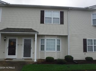 2148 Flagstone Ct APT L2, Greenville, NC 27834
