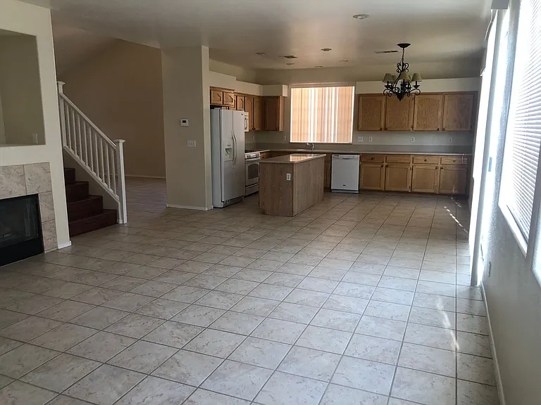 8101 Yellow Daisy Ave — Photo 12