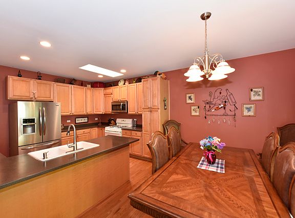 5th image of 38285 N Geraghty Ave