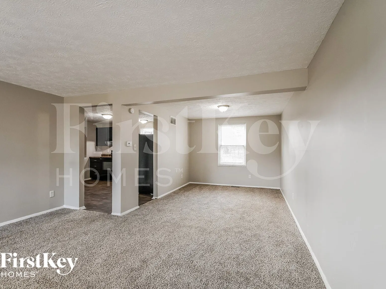 4 bed, 3.0 bath, 2436 sqft, $1,990 — Photo 4