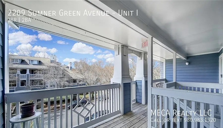 2209 Sumner Green Avenue Unit I — Photo 2