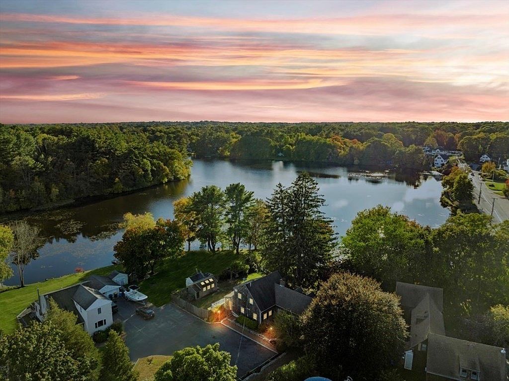 206 Central St, Abington, MA 02351 MLS 73171148 Zillow