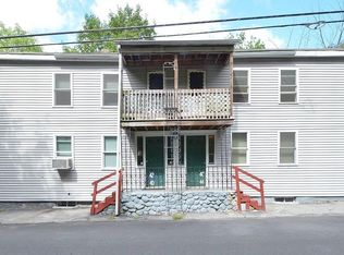 44 Primrose Hill Rd, Dracut, MA 01826