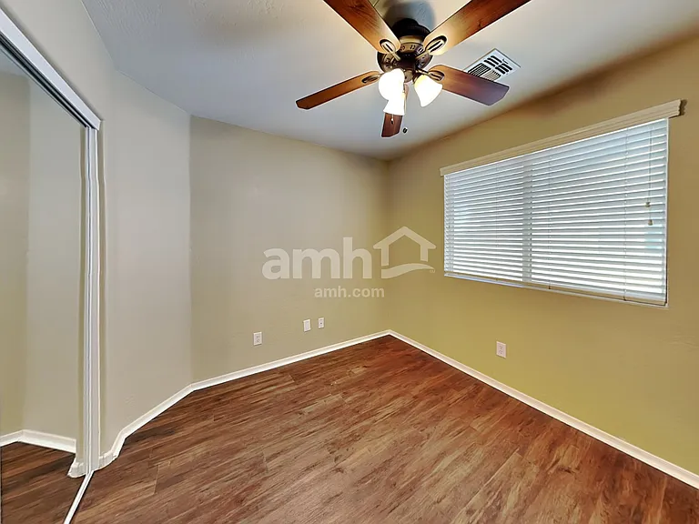 5332 W Jones Ave — Photo 17