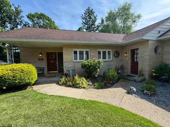 510 Laurel Dr, Fairmont, WV 26554