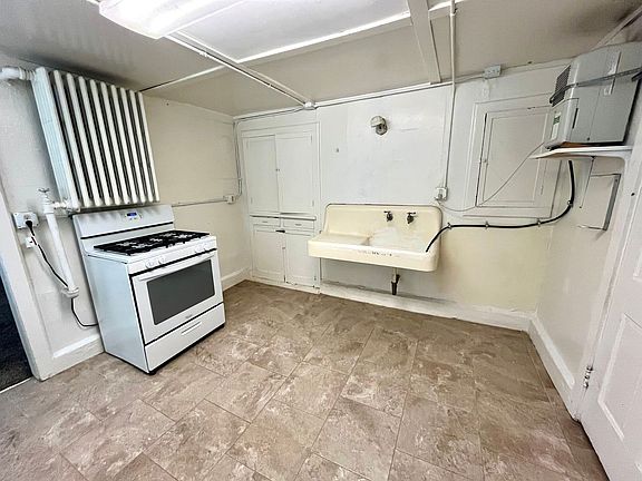 2nd image of 2600 N Humboldt Blvd #1106-1