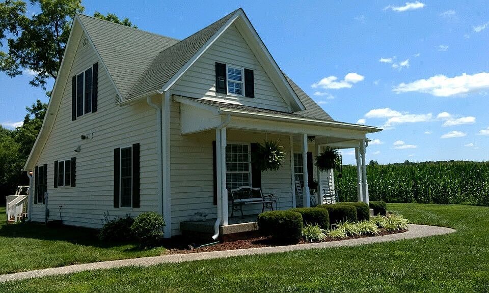 1st image of 327 S Boatman Rd