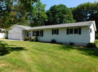 170 Flora St S, Prescott, WI 54021