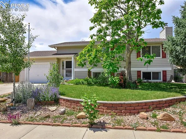 6760 Goldfield Dr, Colorado Springs, CO 80911