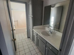 3431 Oneal Ln #B, Baton Rouge, LA 70816