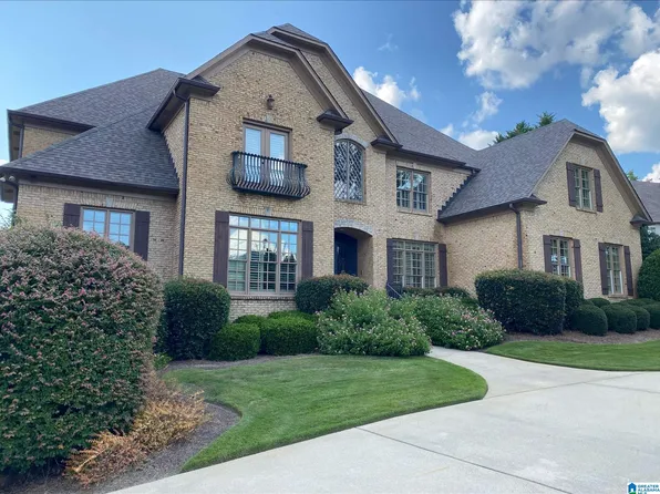 815 Bishops Ct, Birmingham, AL 35242