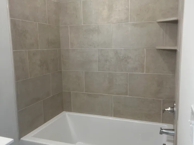 565 Yulan Cir — Photo 7