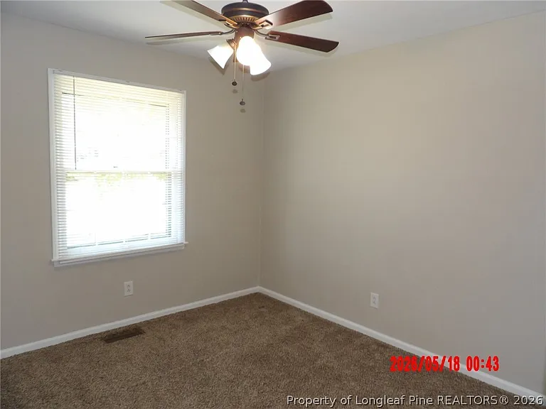 508 Farmview Dr — Photo 10