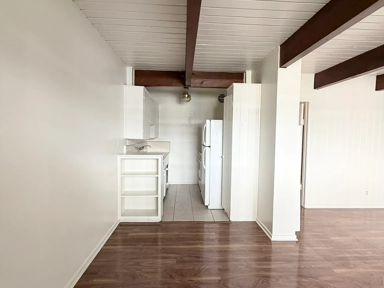7032 Hawthorn Ave — Photo 4