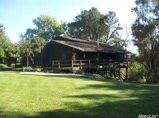 5216 Parker Rd, Modesto, CA 95357