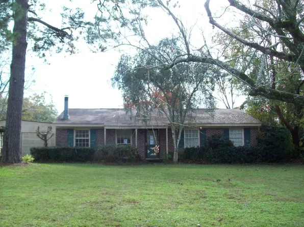 382 Libby Ln, Thomasville, GA 31757