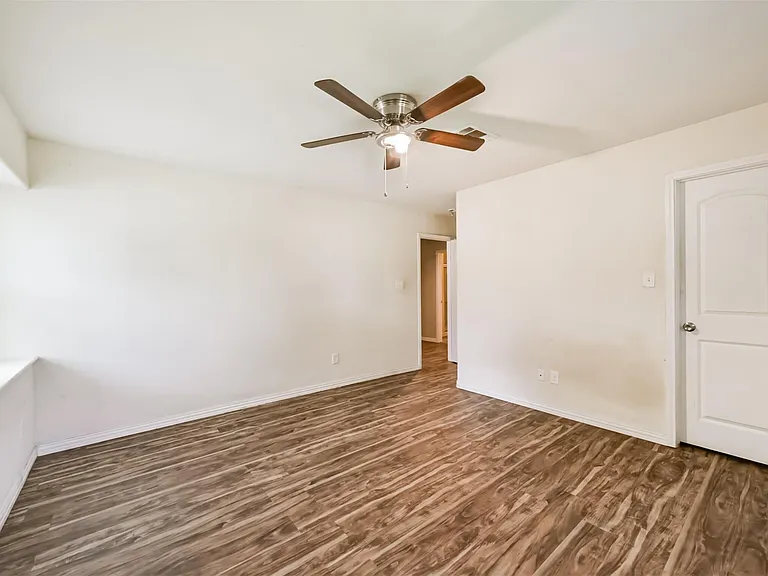 3700 Stassen St — Photo 24