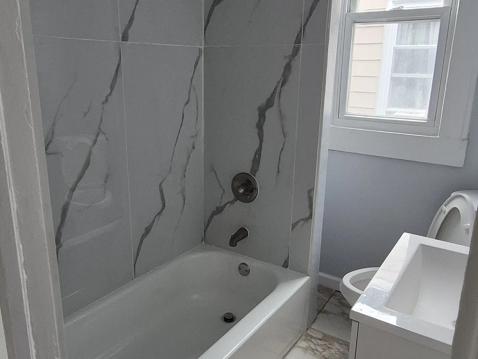725 Bergen St — Photo 1