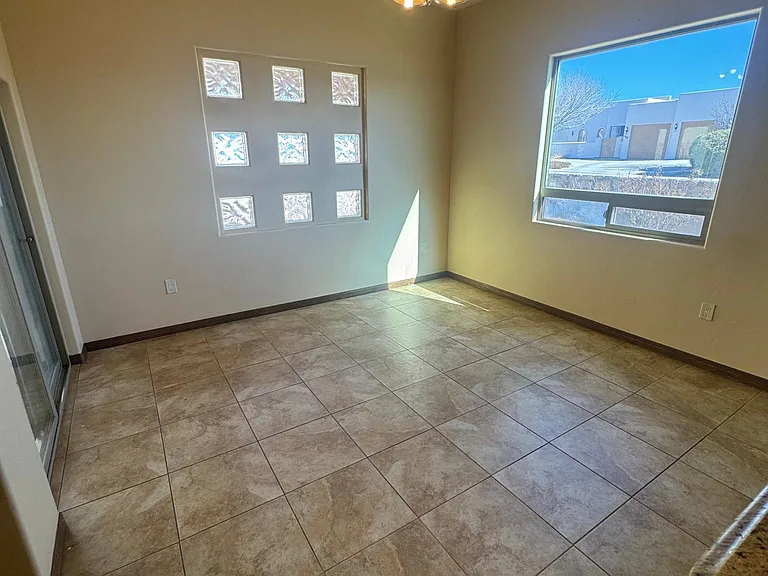 4337 Tewa Ct — Photo 8